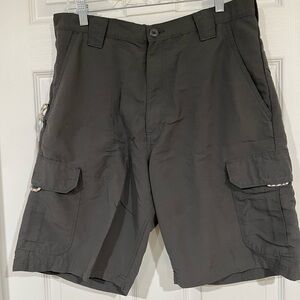 Wrangler, Active Wear, Cargo Shorts, Size 33, Dark Gray, 7 pockets, Nylon Men’s